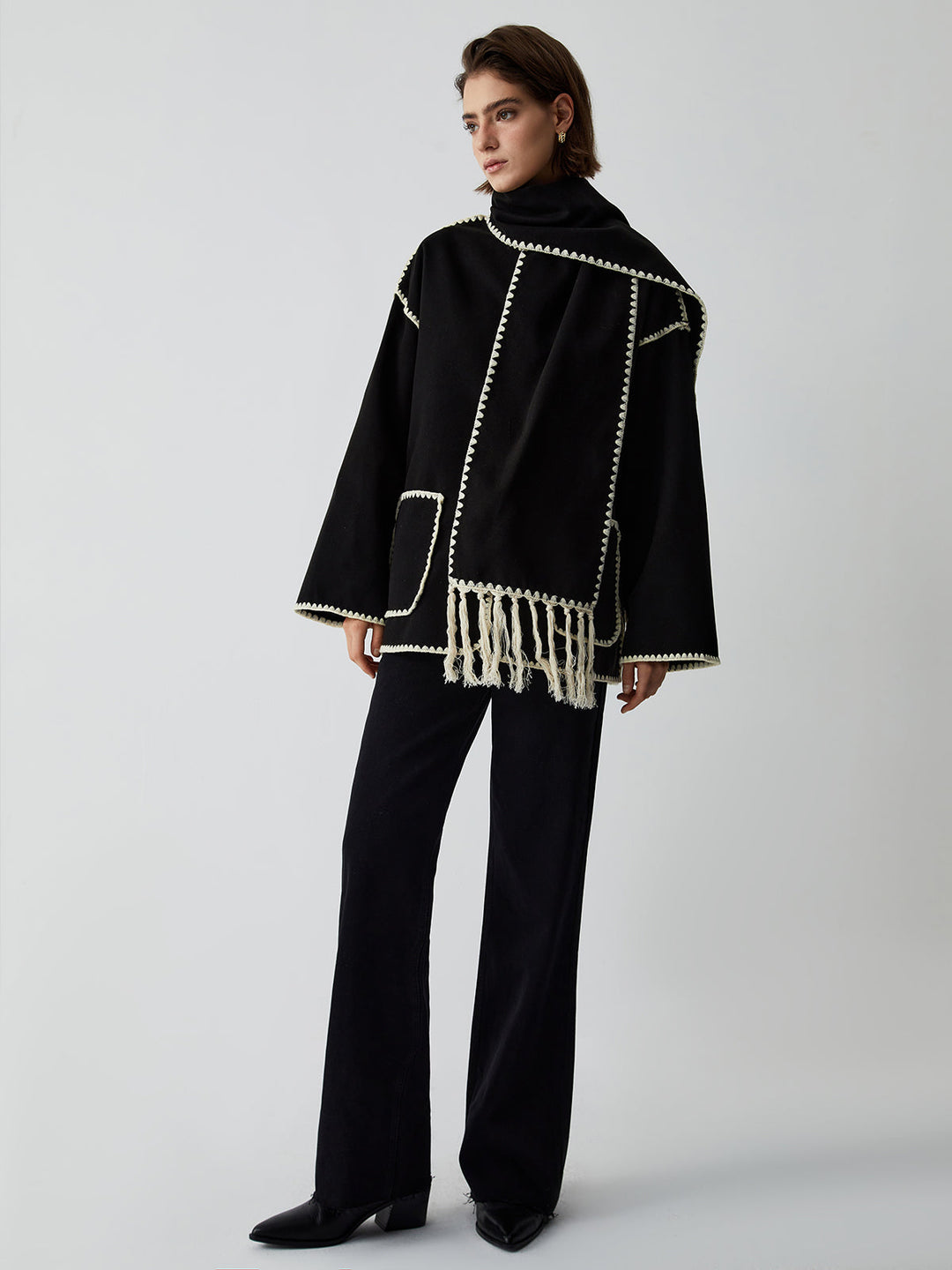 Veste Femme à Bordures Contrastées avec Écharpe Assortie