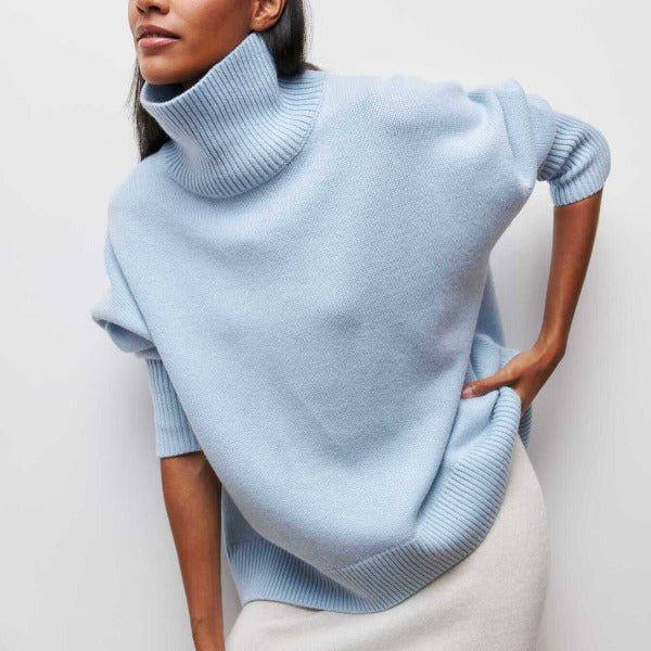 Pull oversize femme à col roulé moderne