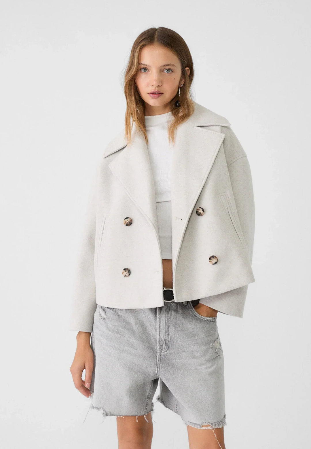 Veste courte et élégante pour femme