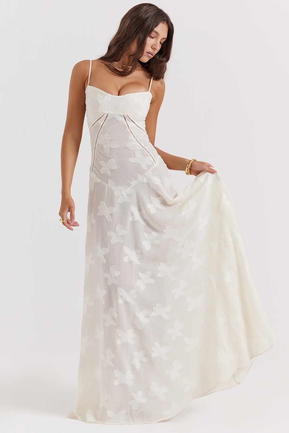 Robe longue en dentelle chic style corset