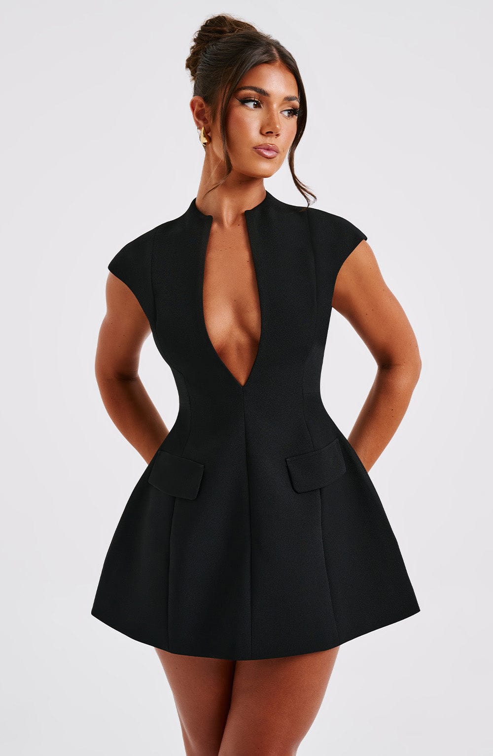 Robe courte à manches courtes femme