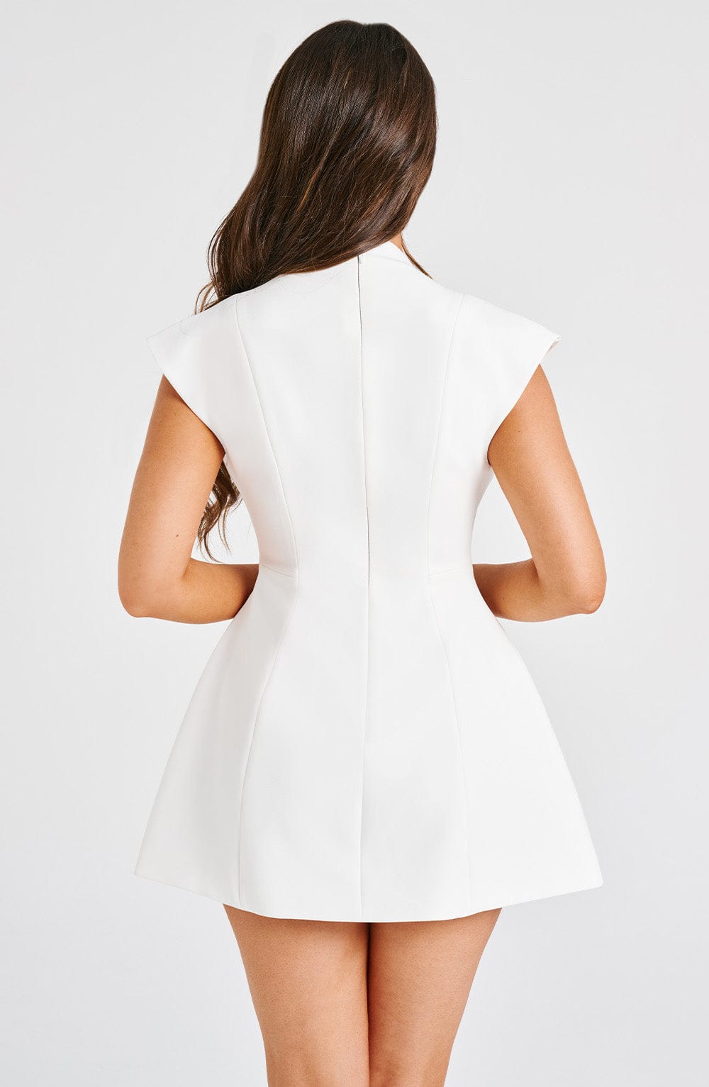 Robe courte à manches courtes femme
