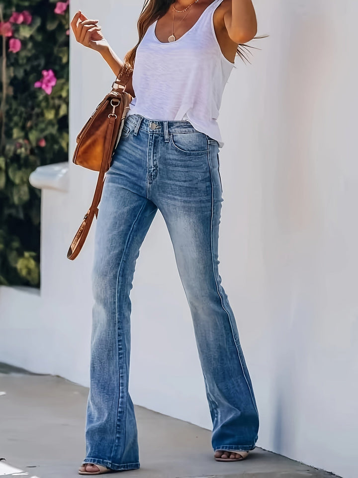 Jean femme évasé taille haute tendance