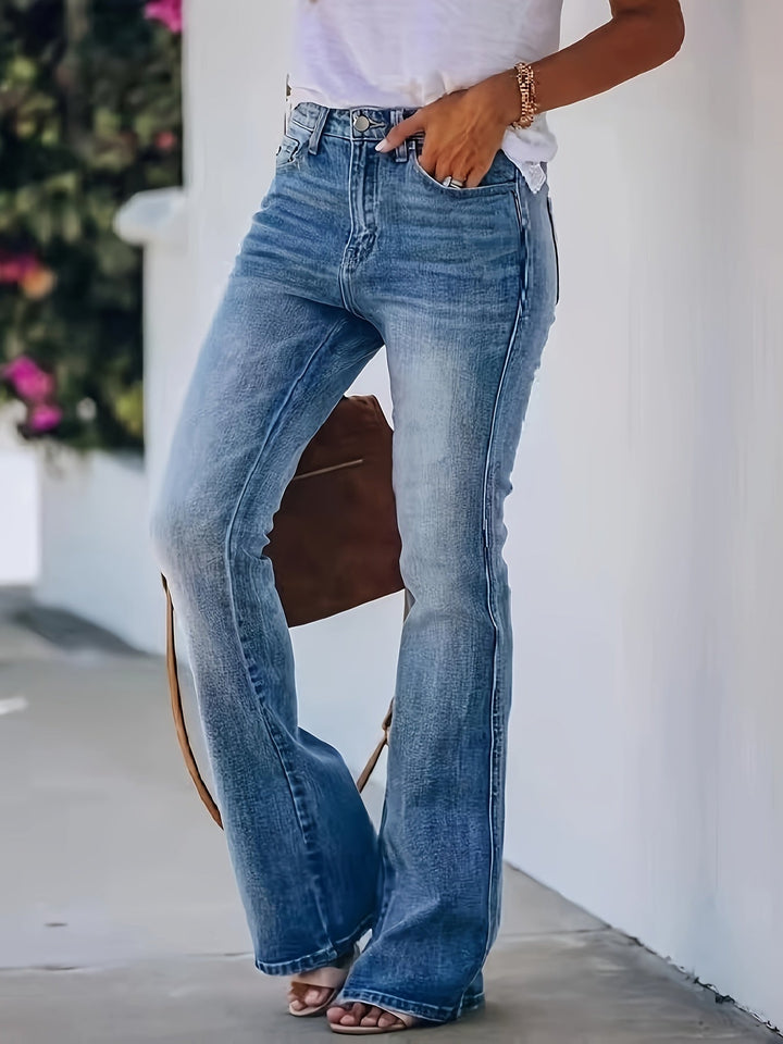 Jean femme évasé taille haute tendance